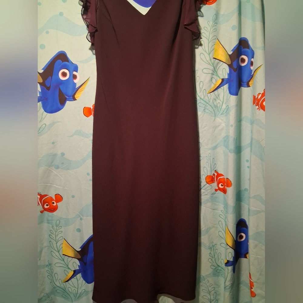 Elegant Plum V-Neck Women’s Dress with Ruffled Cap Sleeves - Picture 3 of 6